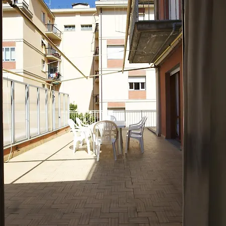 Apartment George V *