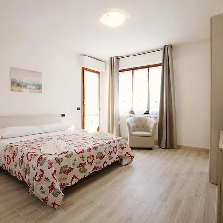 Apartment George V *
